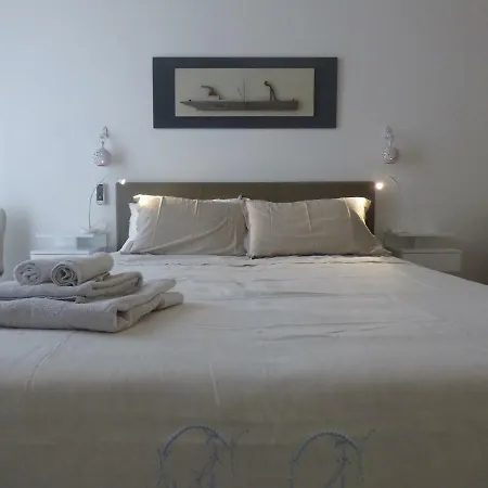 Santo Cosma -la Suite- Lifestyle بيت للعطل *